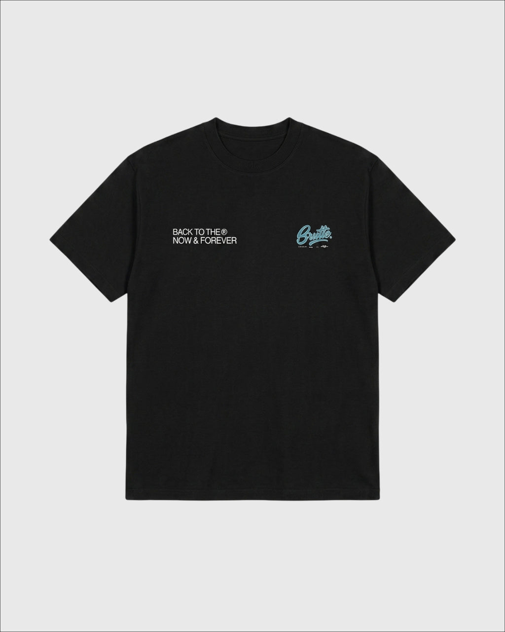 Remera Bruto Celeste Negra